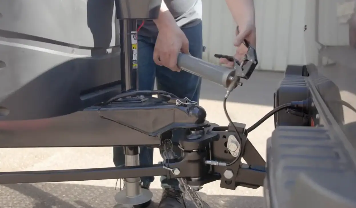 CURT TruTrack 4P WD Hitch Grease Zerks