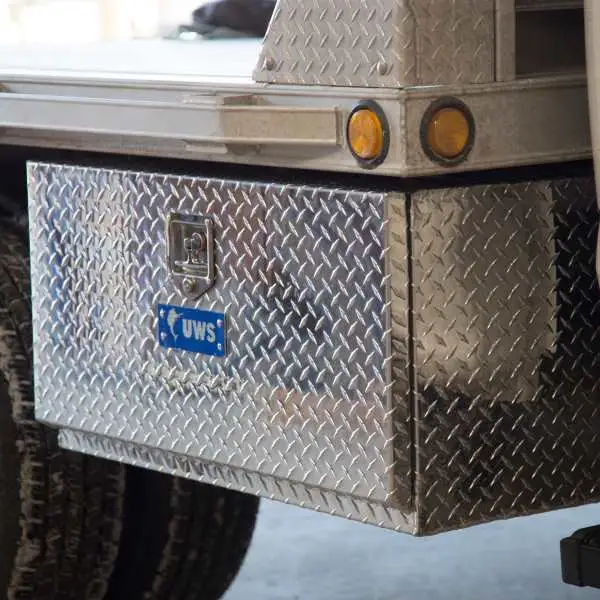 thumbnail image 2 of BIVEPEFB 30-inch Aluminum Underbody Tool Box – Lockable, Weatherproof For Truck, Pickup, Trailer 2 of 5